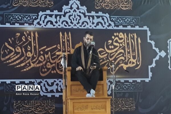 آیین سوگواری دهه دوم محرم در مصلای مهدیه امام خمینی (ره) اهواز
