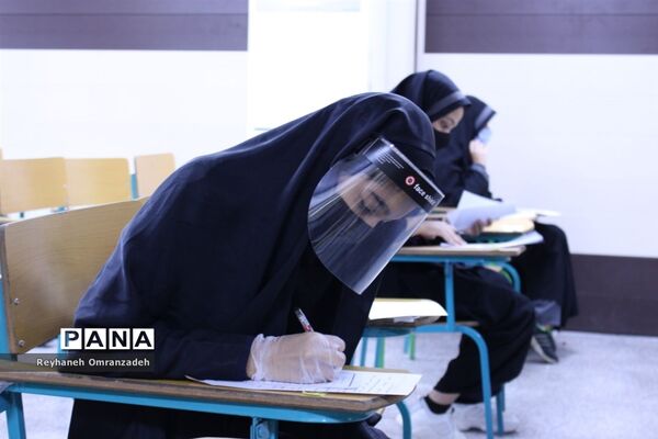 مانور بازگشایی دبیرستان شاهد حضرت معصومه(س) منطقه 10