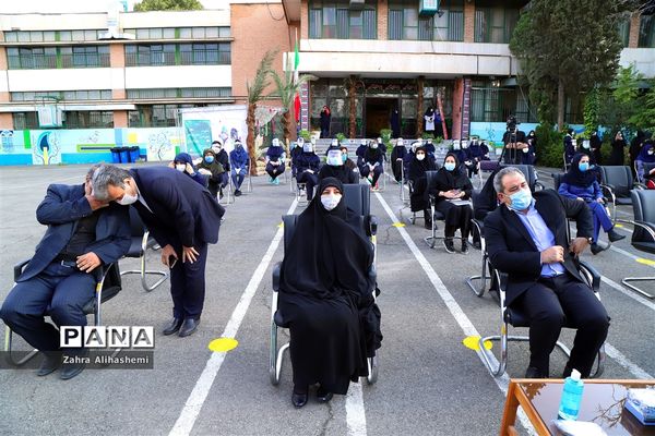 بازگشایی مدارس در منطقه 5