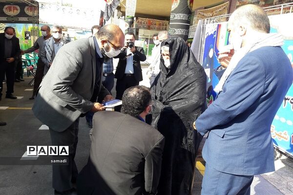 آیین بازگشایی مدارس در منطقه 13
