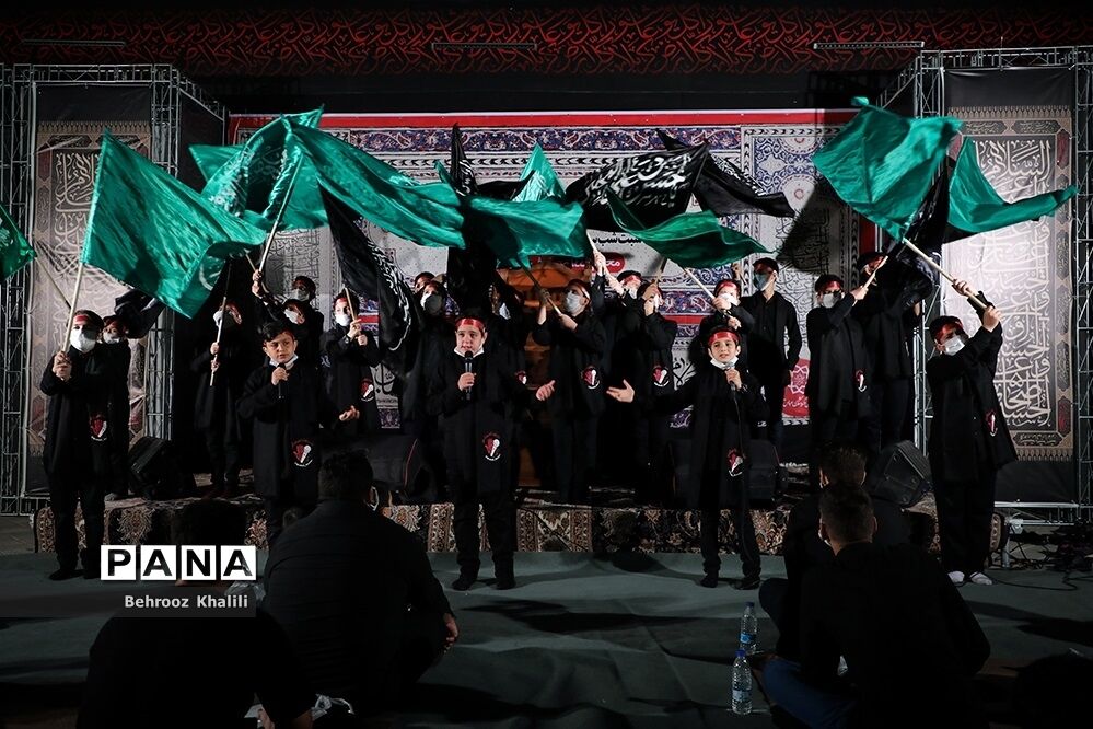 «ماه عاشقی» اباعبدالله‌الحسین در فرهنگسرای اندیشه