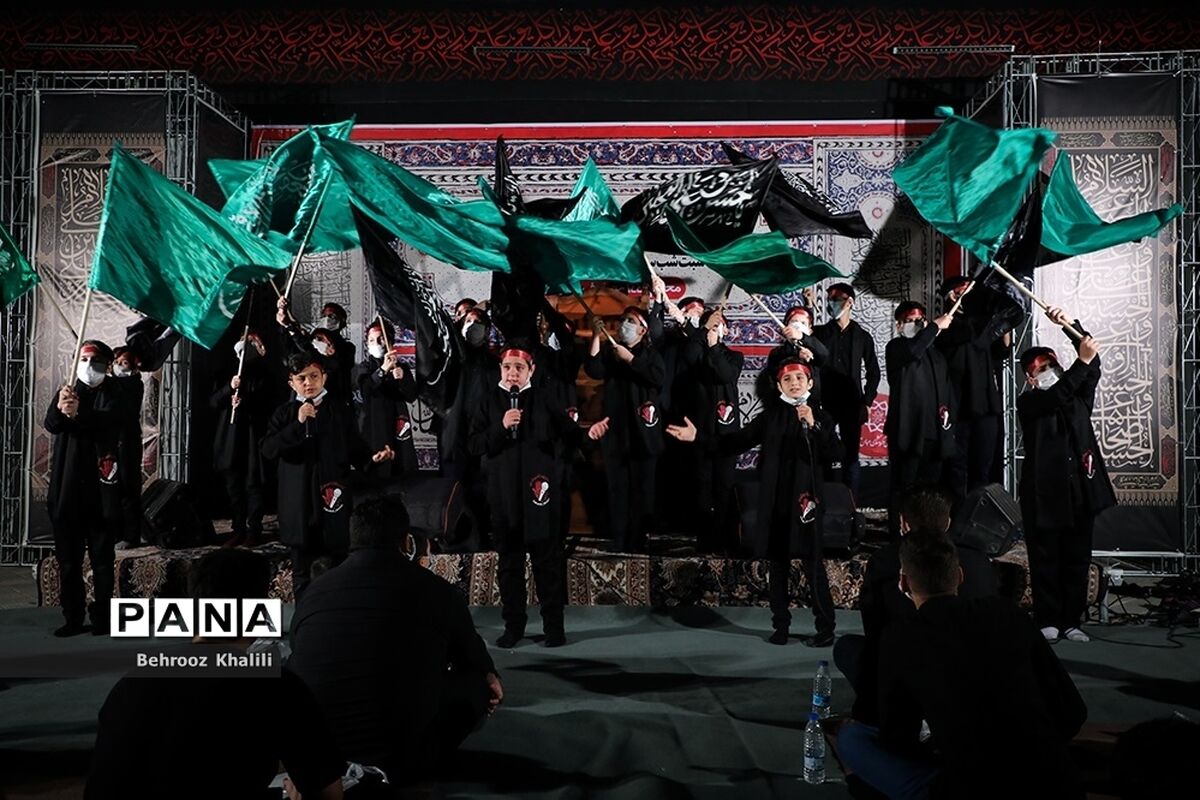 «ماه عاشقی» اباعبدالله‌الحسین در فرهنگسرای اندیشه