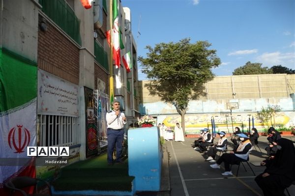 نواخته شدن زنگ بازگشائی مدارس در منطقه 9