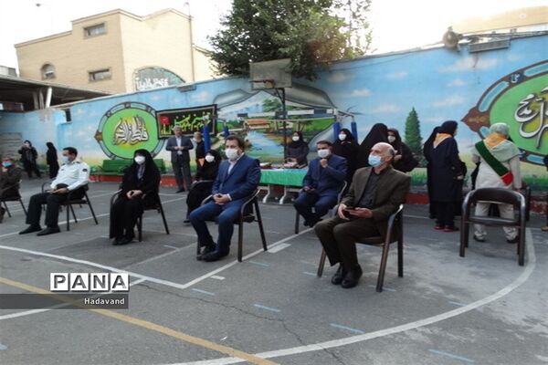نواخته شدن زنگ بازگشائی مدارس در منطقه 9