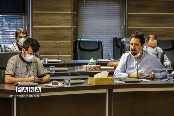 نشست خبری معاون علمی و فناوری رئیس جمهور