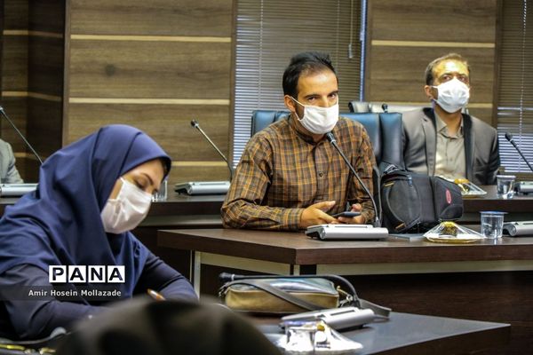 نشست خبری معاون علمی و فناوری رئیس جمهور