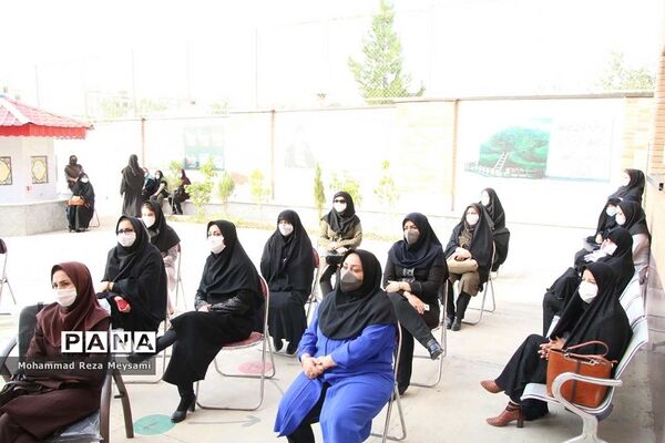 آیین نمادین آغاز سال تحصیلی جدید در سمنان