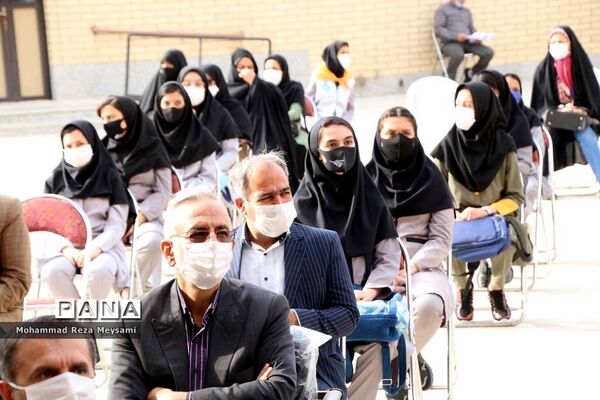 آیین نمادین آغاز سال تحصیلی جدید در سمنان