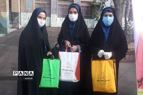اولین دیدار معلم و دانش آموز در شرایط کرونایی