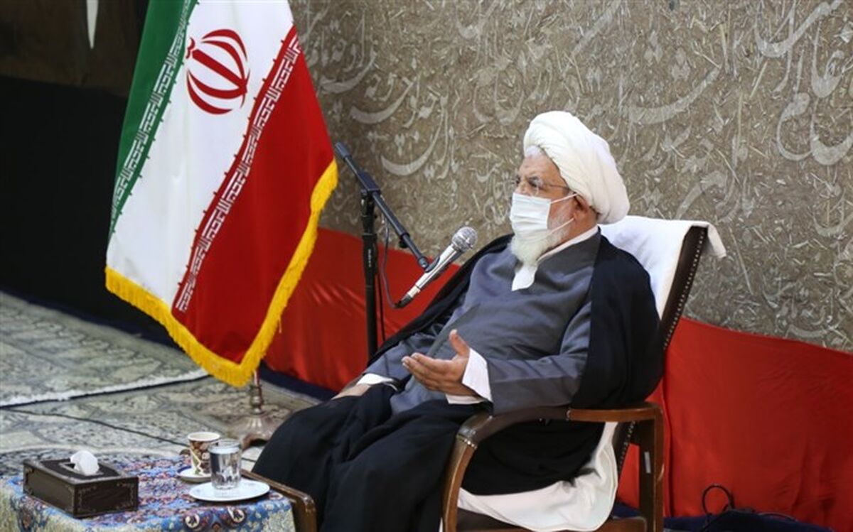 نماینده ولی فقیه در استان یزد: اخلاق مداری و اخلاق محوری مهمترین رویکرد حوزه های علمیه است