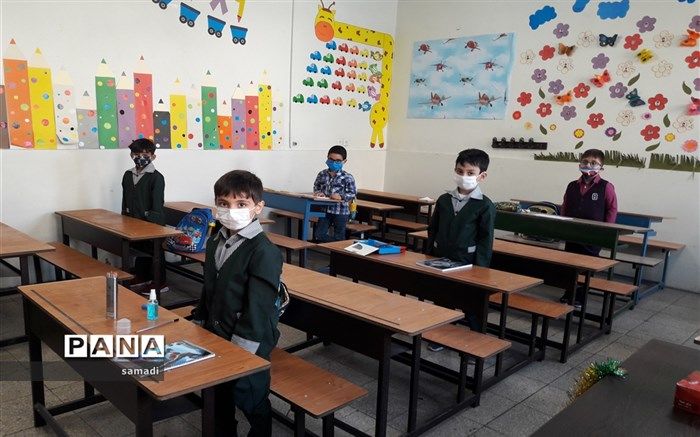 توصیه‌های کرونایی به دانش‌آموزان؛ دست‌های خود را مرتب با آب و صابون بشویید