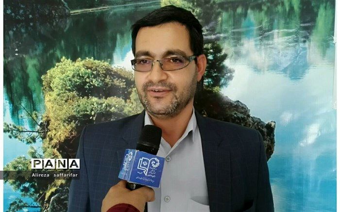 حضور دانش آموزان در کلاس ها با رعایت فاصله‌گذاری اجتماعی انجام می شود