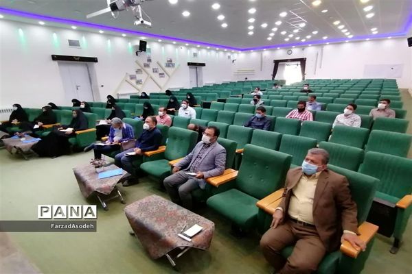 نخستین دوره آموزش مقدماتی خبرنگاری به همت بسیج رسانه در سالن شهید شهابیان کاشمر