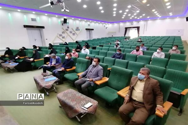 نخستین دوره آموزش مقدماتی خبرنگاری به همت بسیج رسانه در سالن شهید شهابیان کاشمر