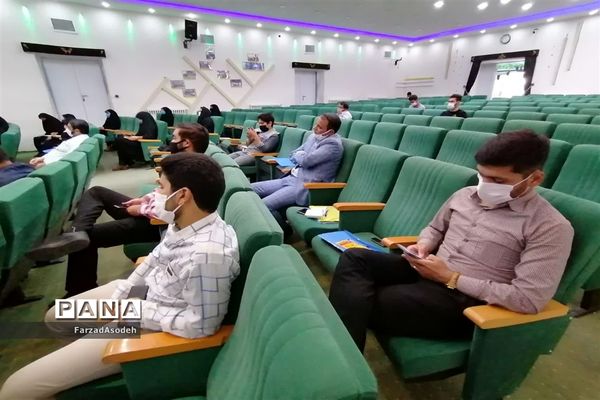 نخستین دوره آموزش مقدماتی خبرنگاری به همت بسیج رسانه در سالن شهید شهابیان کاشمر