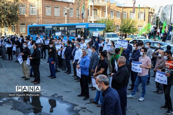 تجمع مردم ارومیه در اعتراض به هتک حرمت پیامبر