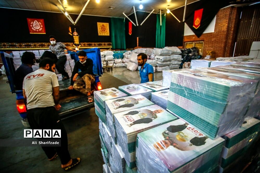 درج تصاویر «مدافعان سلامت» و «سردار سلیمانی» بر نوشت افزارهای ایرانی