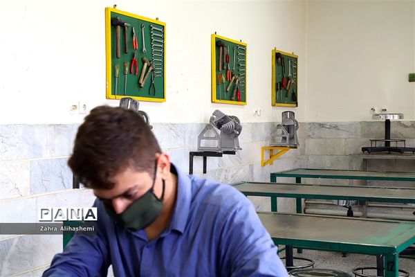 مدارس زیر سایه کرونا-5