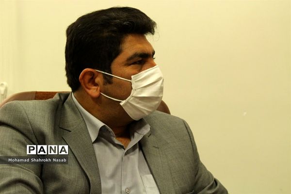 نشست هم‌اندیشی شور عاطفه‌ها