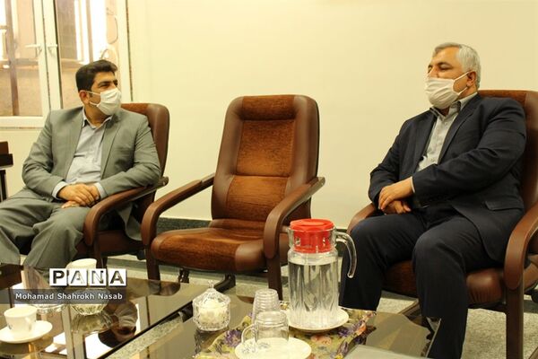 نشست هم‌اندیشی شور عاطفه‌ها