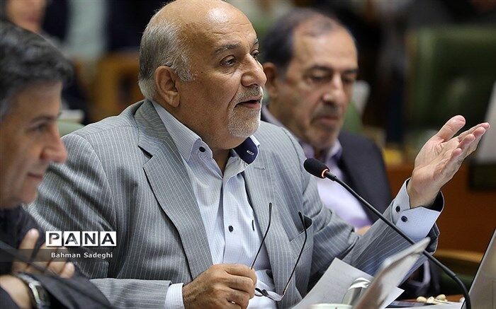انتقاد به  رفتار دوگانه فرمانداری تهران در نامگذاری معابر؛ مردم از ادبیات توهین  متنفر هستند