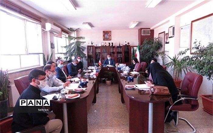 فروتن: راه اندازی آزمایشگاه های پژوهشسرای رشد و تولید محتوای الکترونیک اولویت است