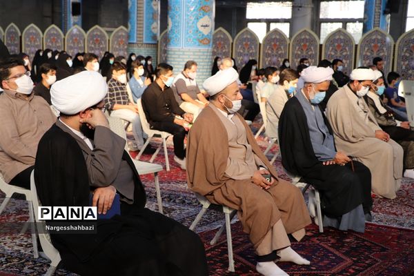 دیدار صمیمی امام جمعه شهرقدس با یاوران قرآن