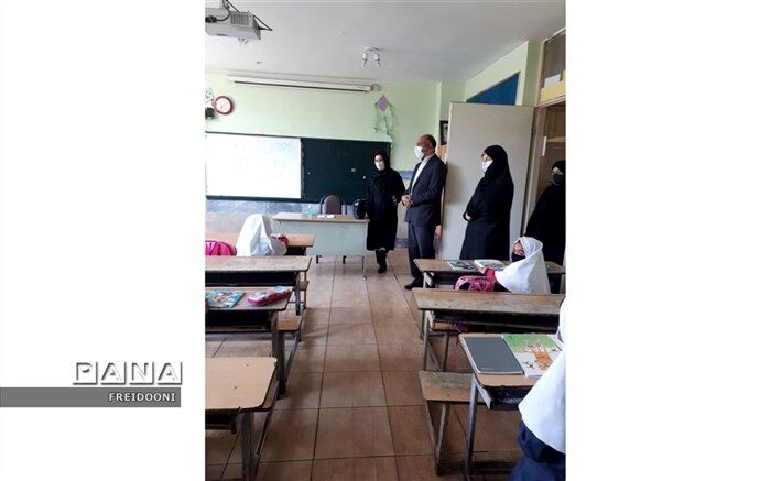 بازدید معاون پرورشی و مدیر سازمان دانش آموزی از مدارس  منطقه چهار