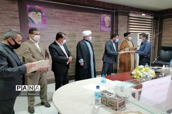 تجلیل از فعالان و طلایه داران منطقه دلوار