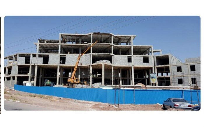 روند احداث ساختمان مرکزی شهرداری پرند به نیمه های راه رسید