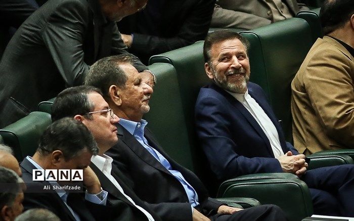 واکنش واعظی به ادعاها درباره نفوذ او بر رئیس‌جمهوری