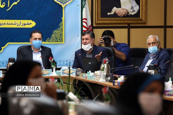 نشست هم اندیشی مجمع خیرین مدرسه ساز شهر تهران