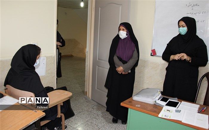 بازدید معاون پرورشی منطقه17 از روند رعایت پروتکلهای بهداشتی در مدارس