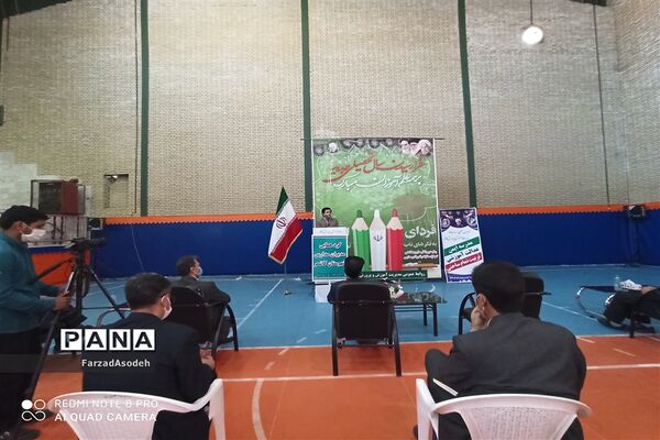 جلسه مدیران  مدارس  کاشمر  بارعایت پروتکل های بهداشتی