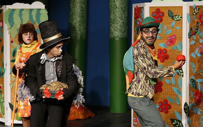 تئاتر «کلوچه های خدا» در فضای مجازی اکران شد