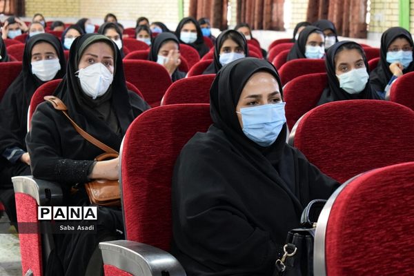 گرامیداشت هفته دفاع مقدس و نواختن زنگ ایثار و شهادت در شهر گله دار