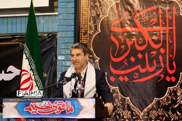 مراسم تجلیل از پیشکسوتان دفاع مقدس در آذربایجان غربی