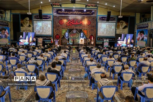 مراسم تجلیل از پیشکسوتان دفاع مقدس در آذربایجان غربی