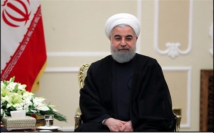 روحانی: شهدا و ایثارگران مشعلی فروزان برای جوامع اسلامی هستند