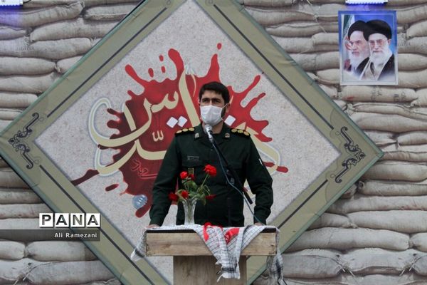 افتتاح نمایشگاه عکس دفاع مقدس در قائم شهر