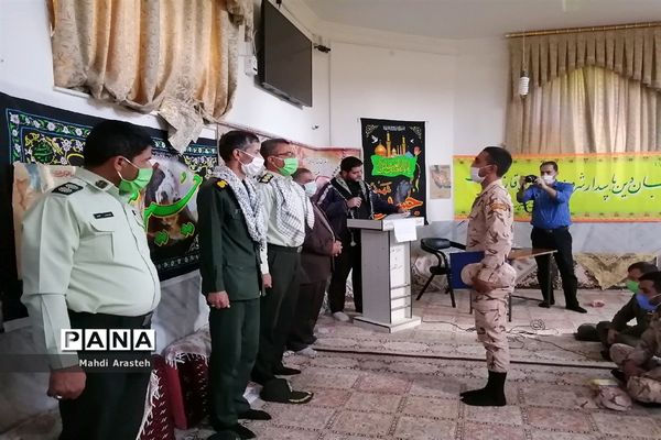 تجلیل از سربازان نمونه ناحیه مقاومت بسیج سپاه و فرماندهی انتظامی شهرستان خوسف