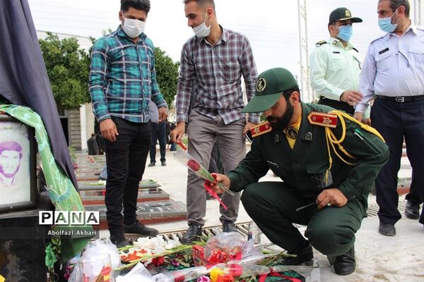 غبارروبی گلزار شهدای شهرستان ساری