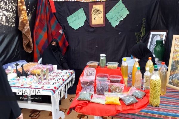 نمایشگاه هفته دفاع مقدس شهرستان ملارد