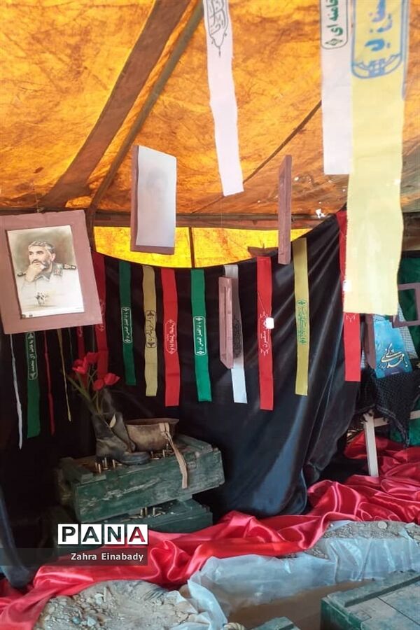 نمایشگاه هفته دفاع مقدس شهرستان ملارد