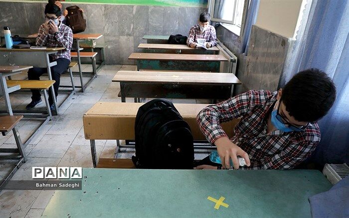 کلاسی که ابتلا به کرونا در آن مشاهده شود، تعطیل می‌شود