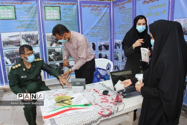افتتاح نمایشگاه دستاوردهای دفاع مقدس  و مقاومت در بوشهر