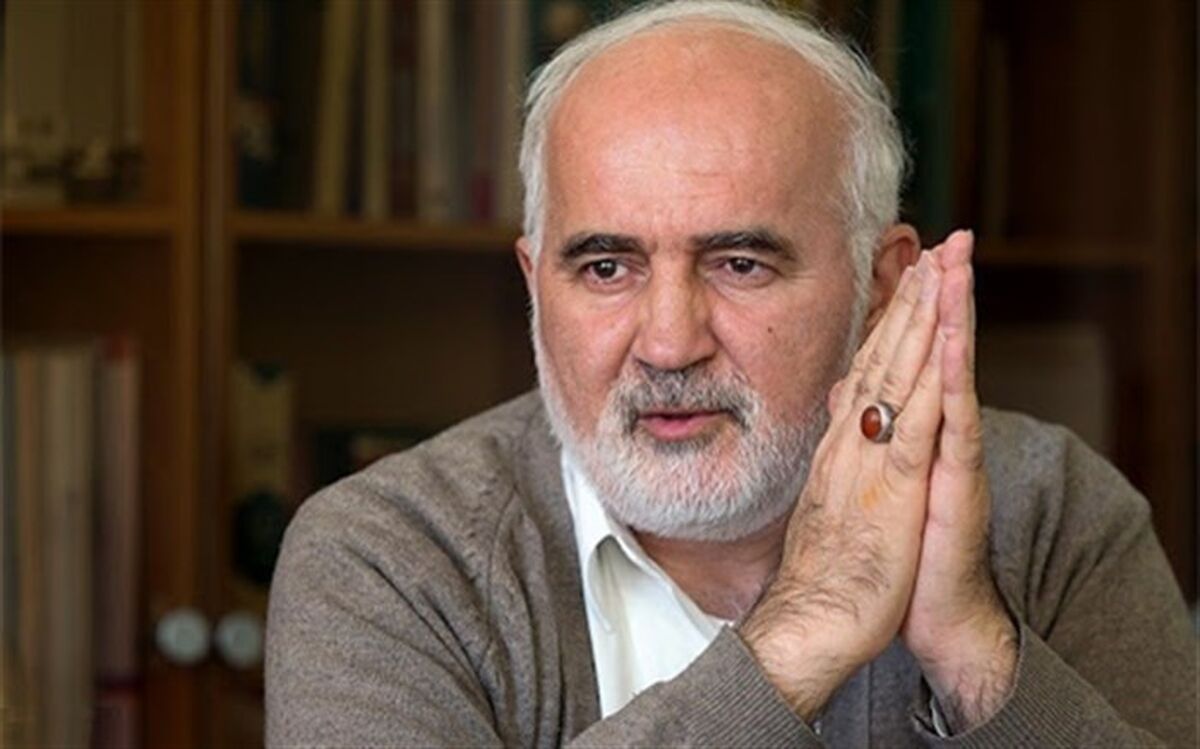 توکلی: نمایندگان مجلس باید از مردم عذرخواهی کنند