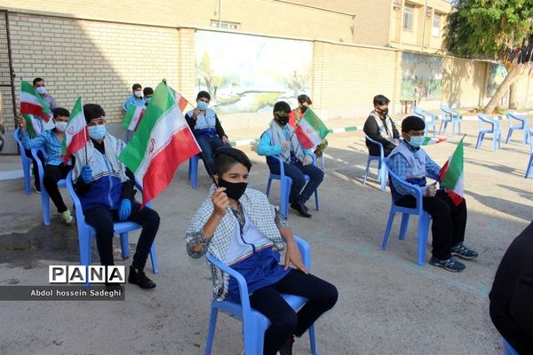 نواختن زنگ ایثار و مقاومت در بوشهر