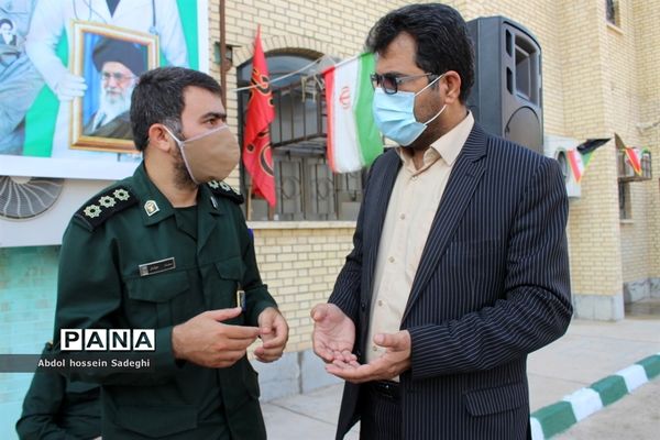 نواختن زنگ ایثار و مقاومت در بوشهر