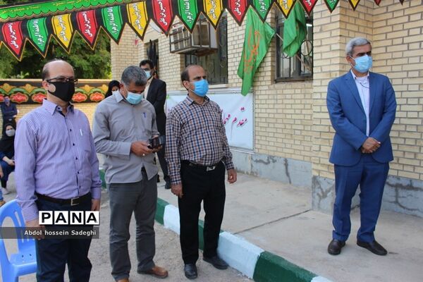 نواختن زنگ ایثار و مقاومت در بوشهر